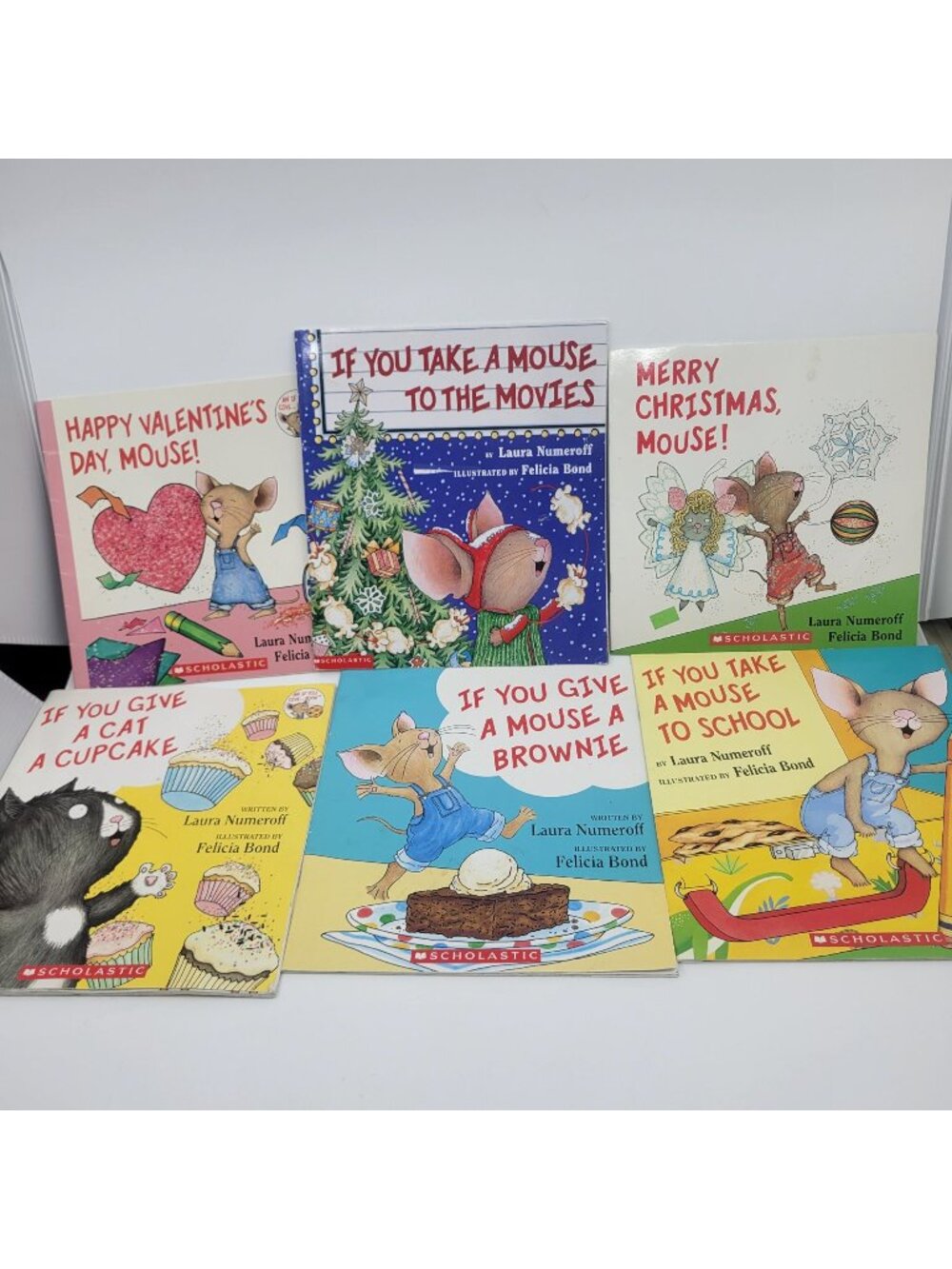 IF YOU GIVE A MOUSE A.... Lot of 6 Children's Books by Laura Numeroff - BK313